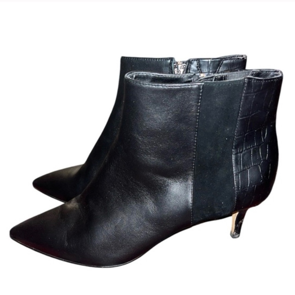 White House Black Market Black Leather Women’s Size 9.5 Ankle Booties NWOT